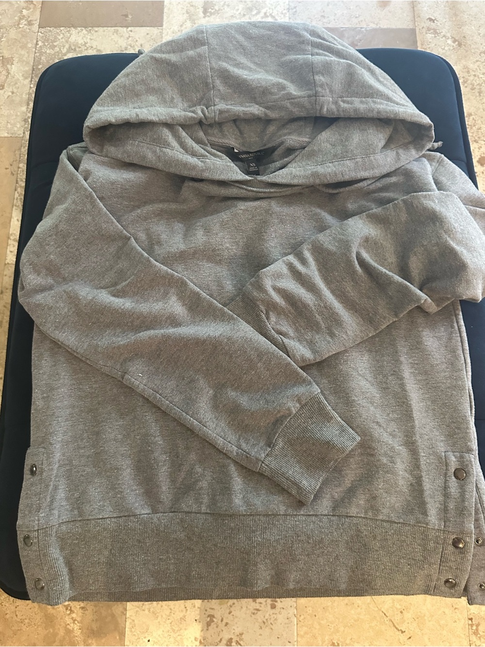 Banana Republic Light Heather Gray Hooded Pullover
